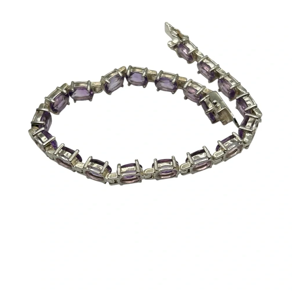 Lovely Genuine Amethyst Sterling Silver Tennis Bracelet